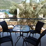 Hotel apartamentowy Ilianthos &