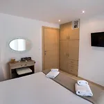 Ilianthos & Hotel apartamentowy