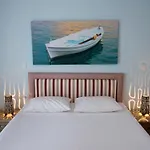 Ilianthos & Hotel apartamentowy Mikros Gialos
