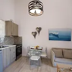 Hotel apartamentowy Ilianthos & 3*