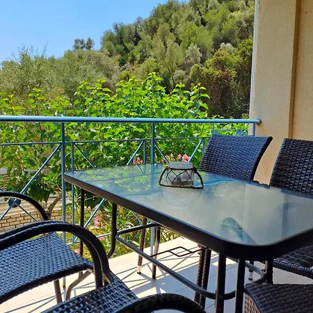 Ilianthos & Aparthotel *