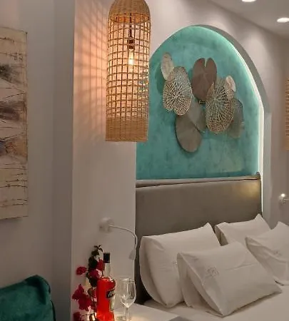 Ilianthos & Aparthotel Mikros Gialos