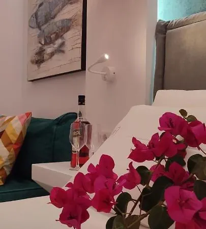 Ilianthos & Апартхотел