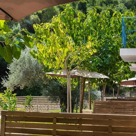 Ilianthos & Aparthotel Mikros Gialos