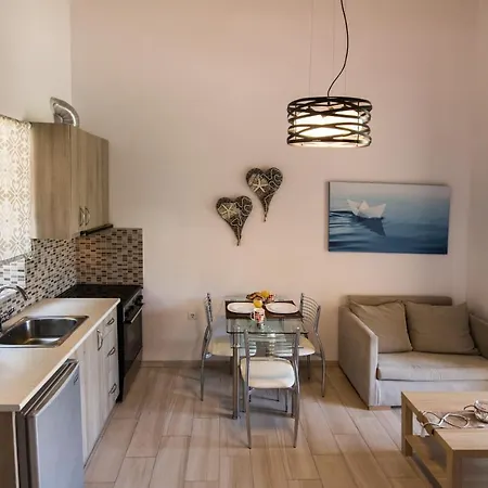 Apartahotel Ilianthos & Mikros Gialos