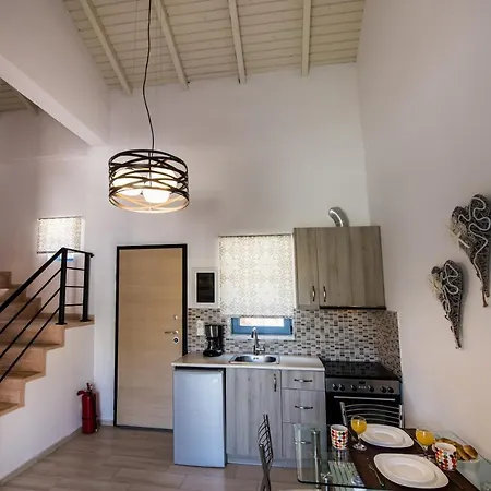 Apartahotel Ilianthos & Mikros Gialos